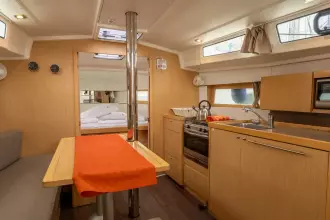 Thumbnail von Beneteau Oceanis 38.1 Era - Standard line