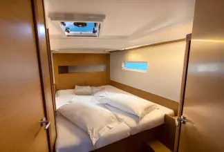 Thumbnail von Jeanneau Sun Odyssey 410 Eumephe - Standard line