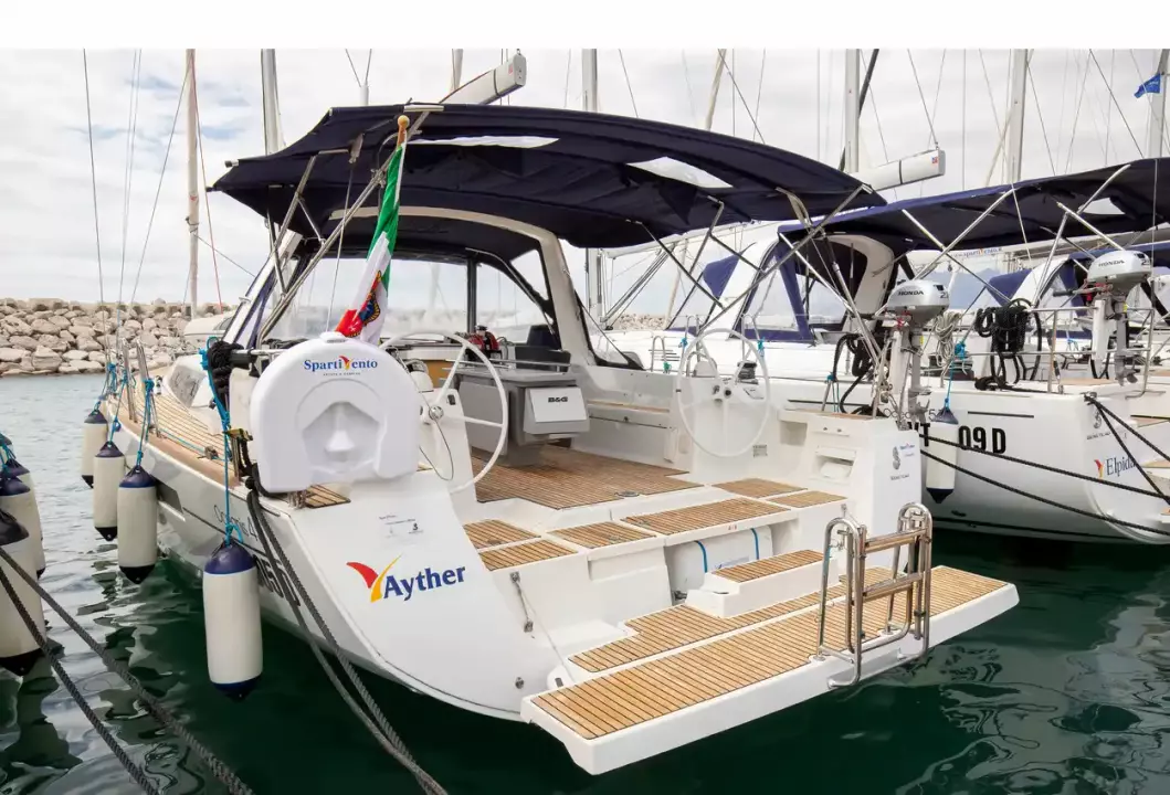 Beneteau Oceanis 45 Ayther - Standard line