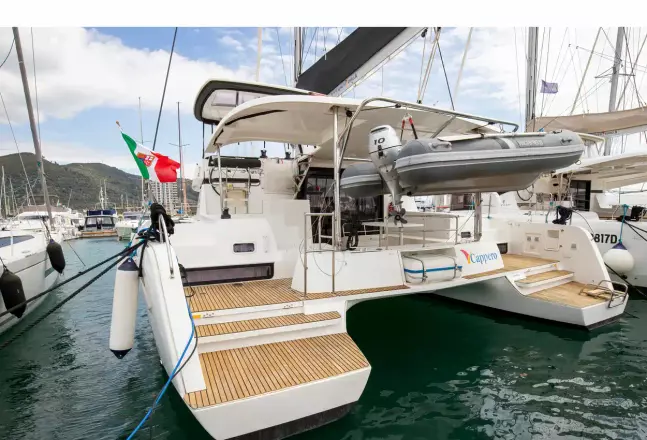Lagoon 42 Cappero - Standard line