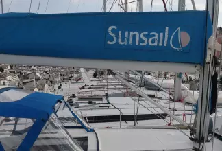 Thumbnail von Beneteau Oceanis 41.1 PAULINA