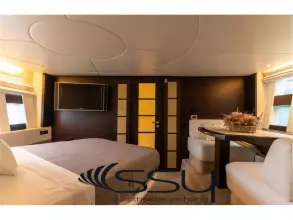 Thumbnail von Azimut 62 BARBA 3