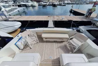 Thumbnail von Uniesse 48 Open