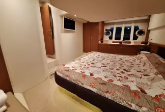 Thumbnail von Ferretti Yachts 530 ARCADIA