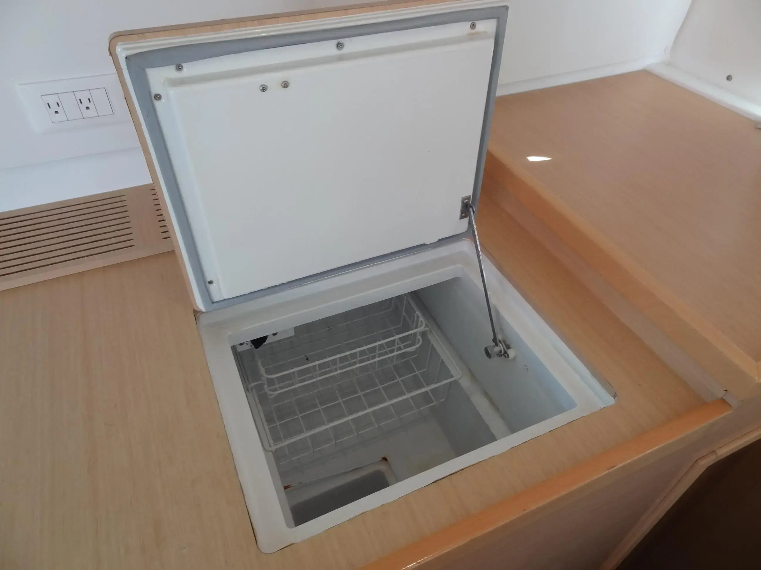 Thumbnail von Lagoon 42 Deborah Ann