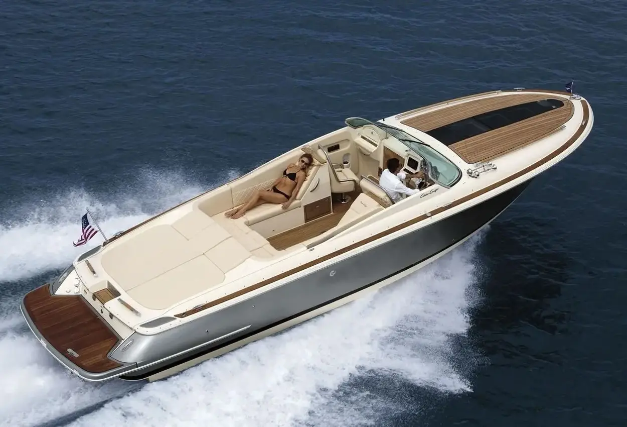 Chris Craft Corsair 28