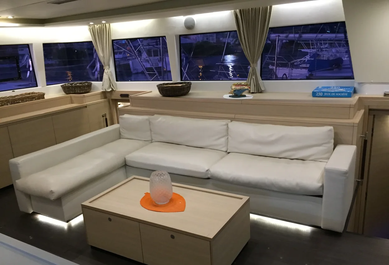 Thumbnail von Lagoon 620 Marlena