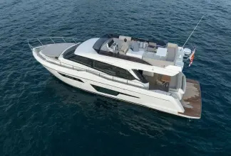 Thumbnail von Ferretti Yachts 500