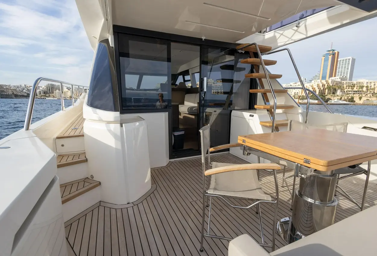 Thumbnail von Ferretti Yachts 500