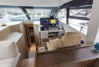 Thumbnail von Ferretti Yachts 500