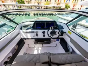 Thumbnail von Axopar 28 T Top RNB