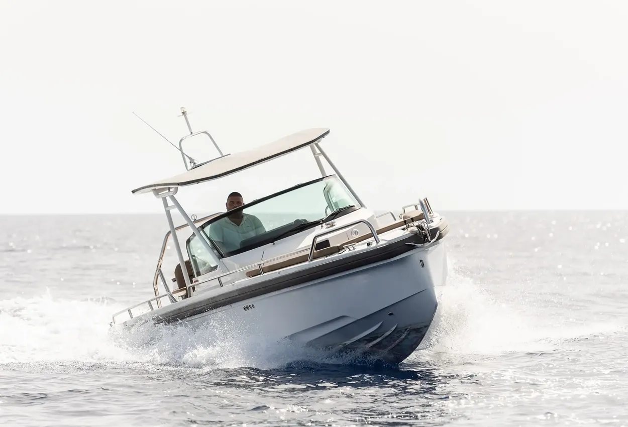 Axopar 28 T Top RAPOXA