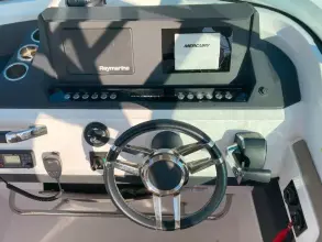 Thumbnail von Axopar 28 T Top RAPOXA