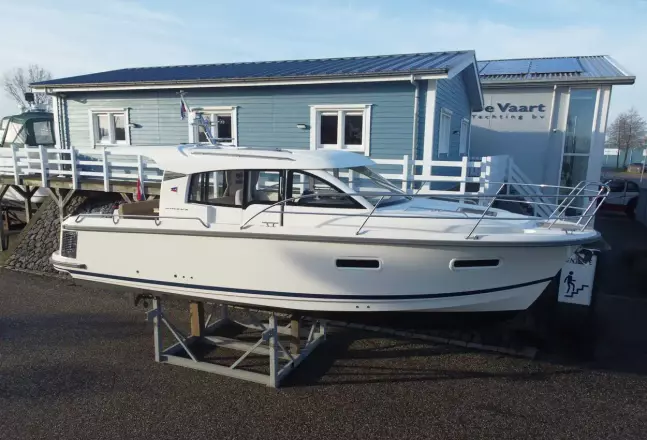 Nimbus 305 Coupe 239246