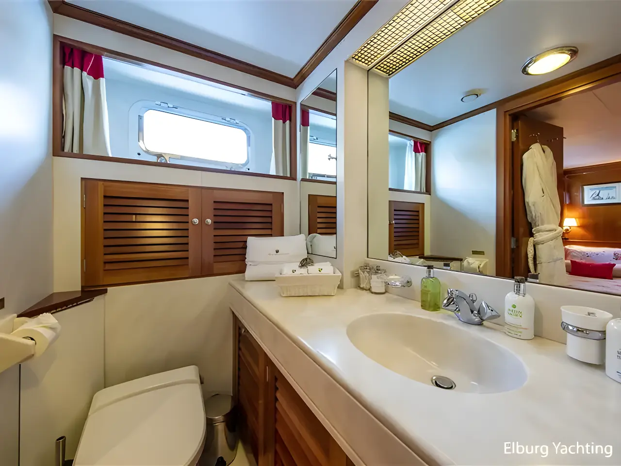 Thumbnail von Feadship Classic MY 'Monaco'