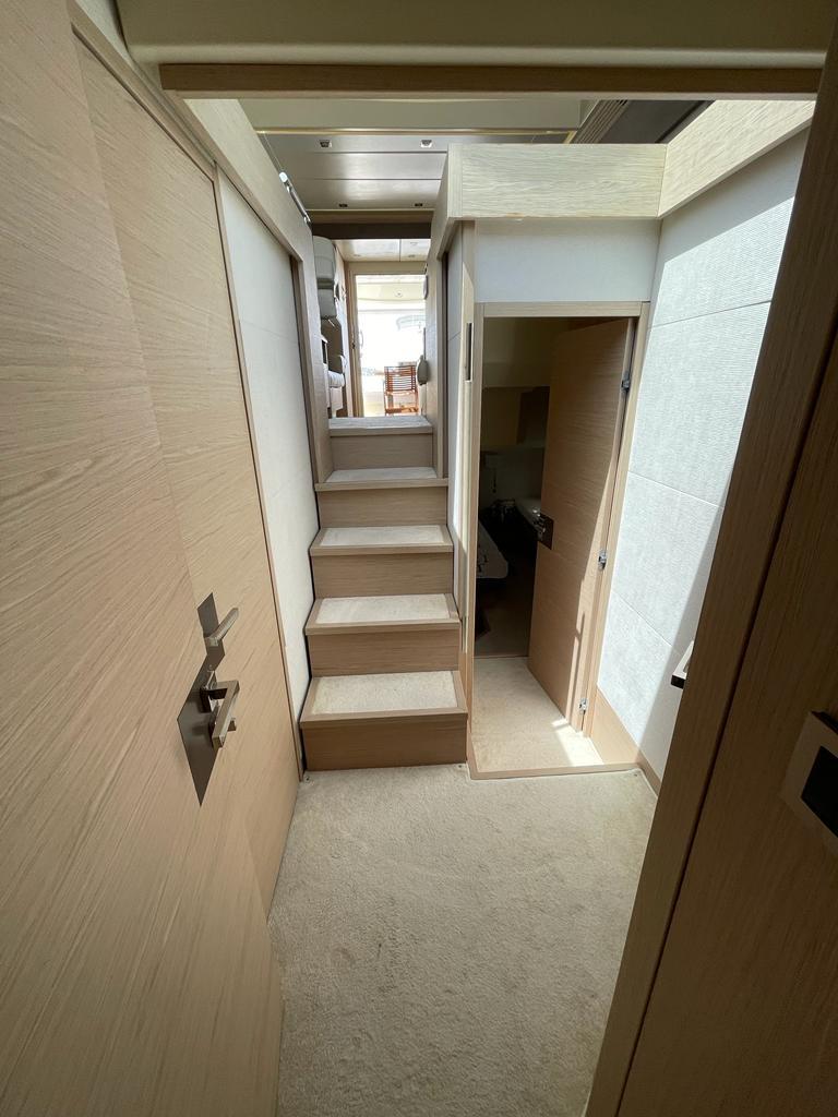 Thumbnail von Bénéteau Monte Carlo 5