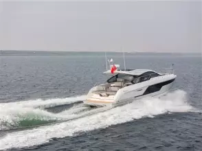 Thumbnail von Fairline Targa 40