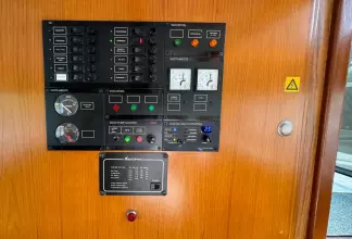 Thumbnail von Vri Jon 37 Vri-Jon Contessa 37 AK Cabrio