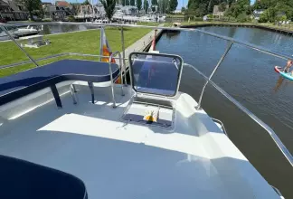 Thumbnail von Whitewater Wolfe 46 Flybridge
