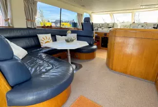 Thumbnail von Whitewater Wolfe 46 Flybridge