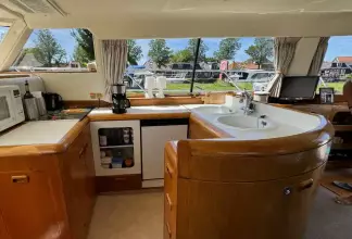 Thumbnail von Whitewater Wolfe 46 Flybridge