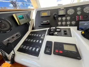 Thumbnail von Whitewater Wolfe 46 Flybridge