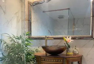 Thumbnail von Falcon 100