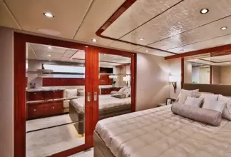 Thumbnail von Johnson 80 JOHNSON 80 FLYBRIDGE