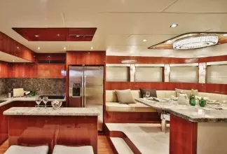 Thumbnail von Johnson 80 JOHNSON 80 FLYBRIDGE