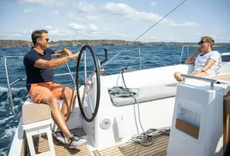 Thumbnail von Beneteau Oceanis 37.1