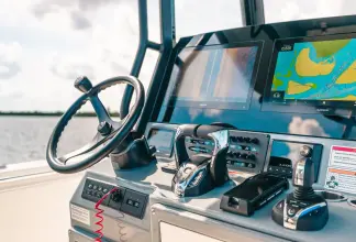 Thumbnail von Cobia 285 CC OPEN