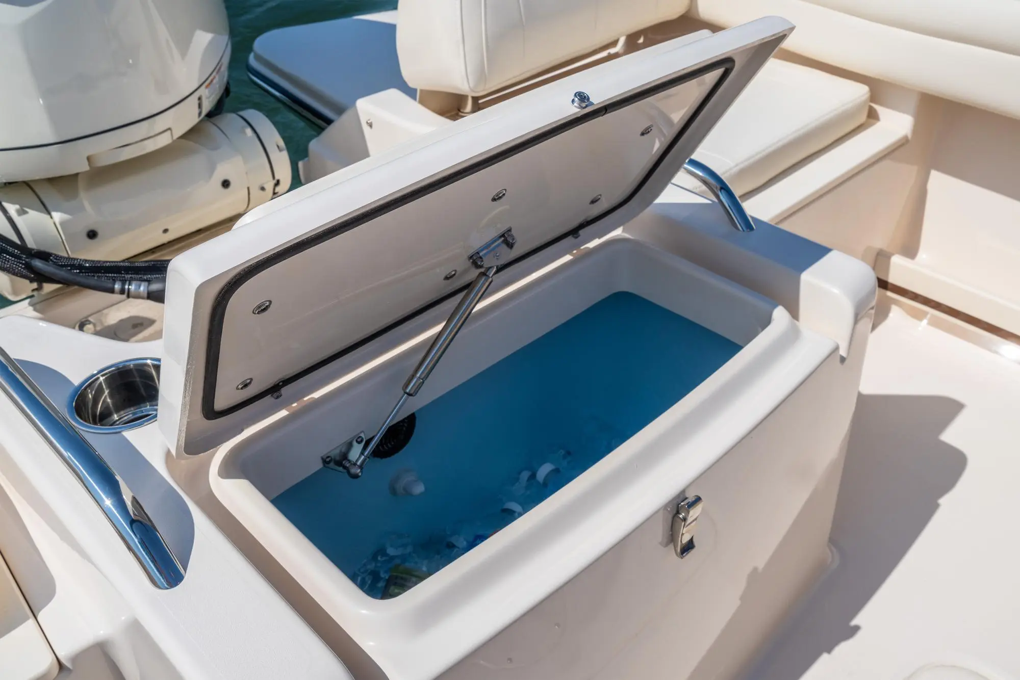 Thumbnail von Grady White Freedom 215