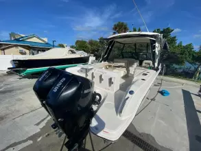 Thumbnail von Boston Whaler 270 Vantage