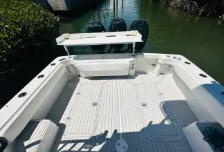 Thumbnail von Luhrs 320 Tournament