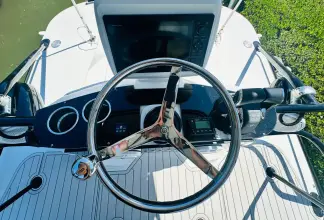 Thumbnail von Luhrs 320 Tournament