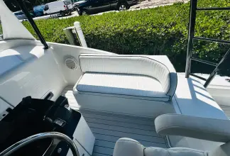 Thumbnail von Luhrs 320 Tournament