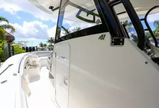 Thumbnail von Regulator 41 Grey Hull