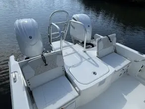 Thumbnail von World Cat 235 CC