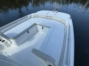 Thumbnail von World Cat 235 CC