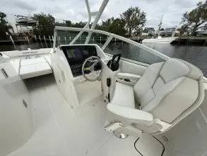 Thumbnail von World Cat 230 SD