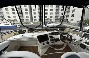 Thumbnail von Meridian 341 Sedan