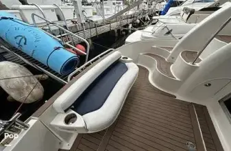 Thumbnail von Meridian 341 Sedan