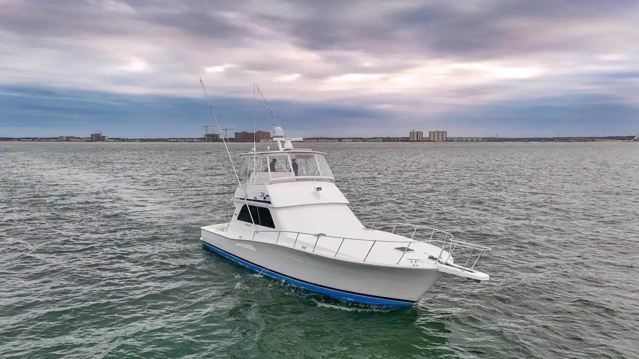 Thumbnail von Viking 47 Convertible