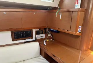 Thumbnail von Beneteau Oceanis 45 Island Girl