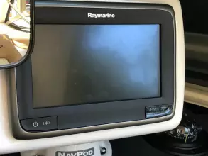 Thumbnail von Sea Ray SLX 350