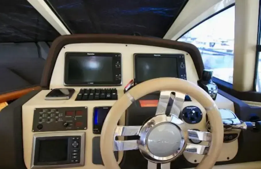 Thumbnail von Azimut Atlantis 45