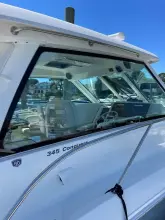Thumbnail von Boston Whaler 345 Conquest