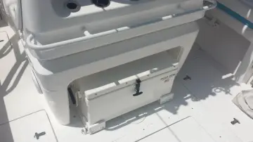 Thumbnail von Intrepid 327 CC