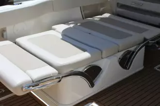 Thumbnail von Boston Whaler 320 Vantage
