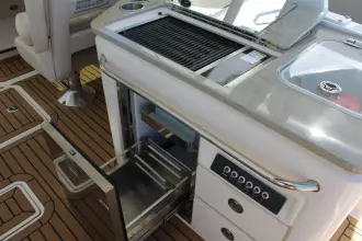 Thumbnail von Boston Whaler 320 Vantage